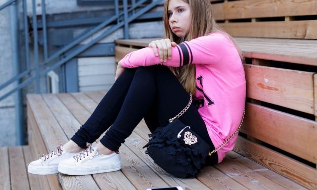 Are smartphones causing more teens to be depressed?